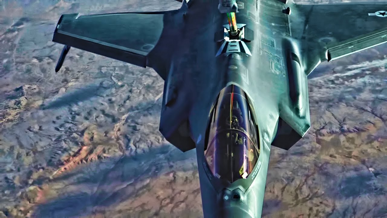 F-35 Strike Fighters Refuel Over Middle East 2019