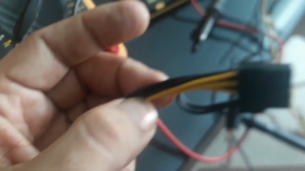 Adaptar o cabo Riser na fonte de bancada