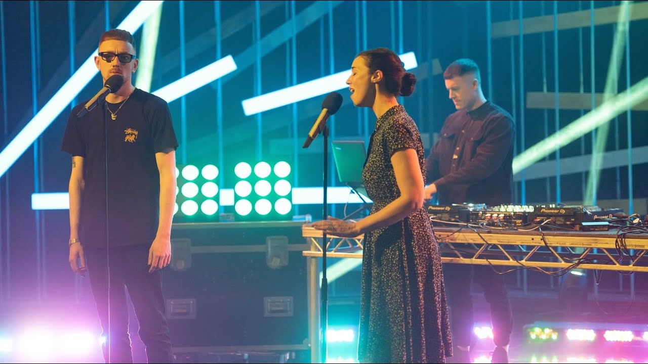 Mango x Mathman featuring Lisa Hannigan Perform 'Deep Blue' | The Tommy Tiernan Show | RTÉ One