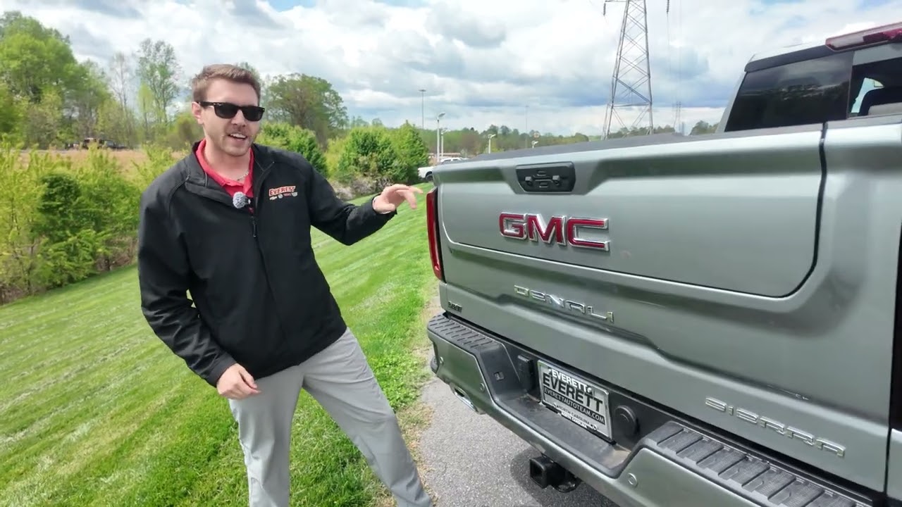 GMC Sierra 1500 | Zeke Sigmon GM Walkaround Competition