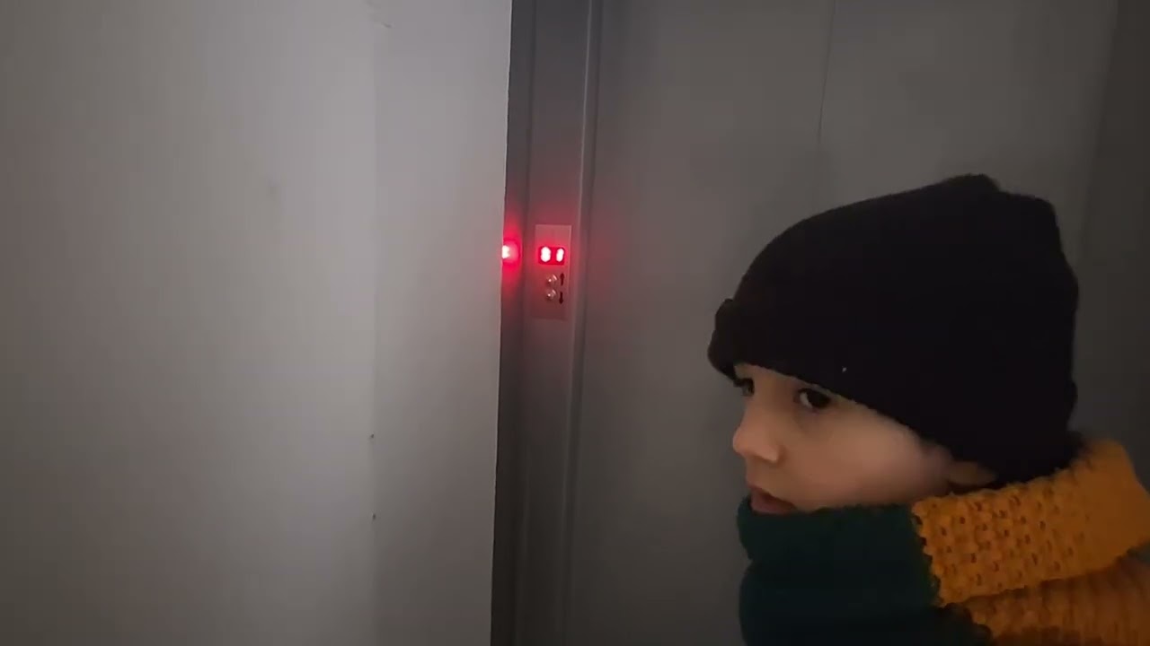 Výťahy v nemocnoci s poliklinikou Milosrdní bratia, vrátane Zevy z 2002 #vytahy #lifts #elevators