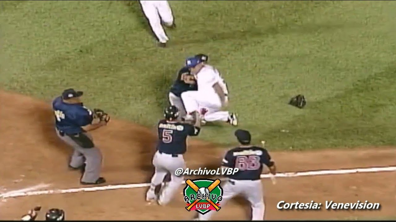 Tangana entre Geremi Gonzalez y Ronny Cedeño - LVBP FINAL 2006-2007 Juego 1 - Aragua vs Magallanes