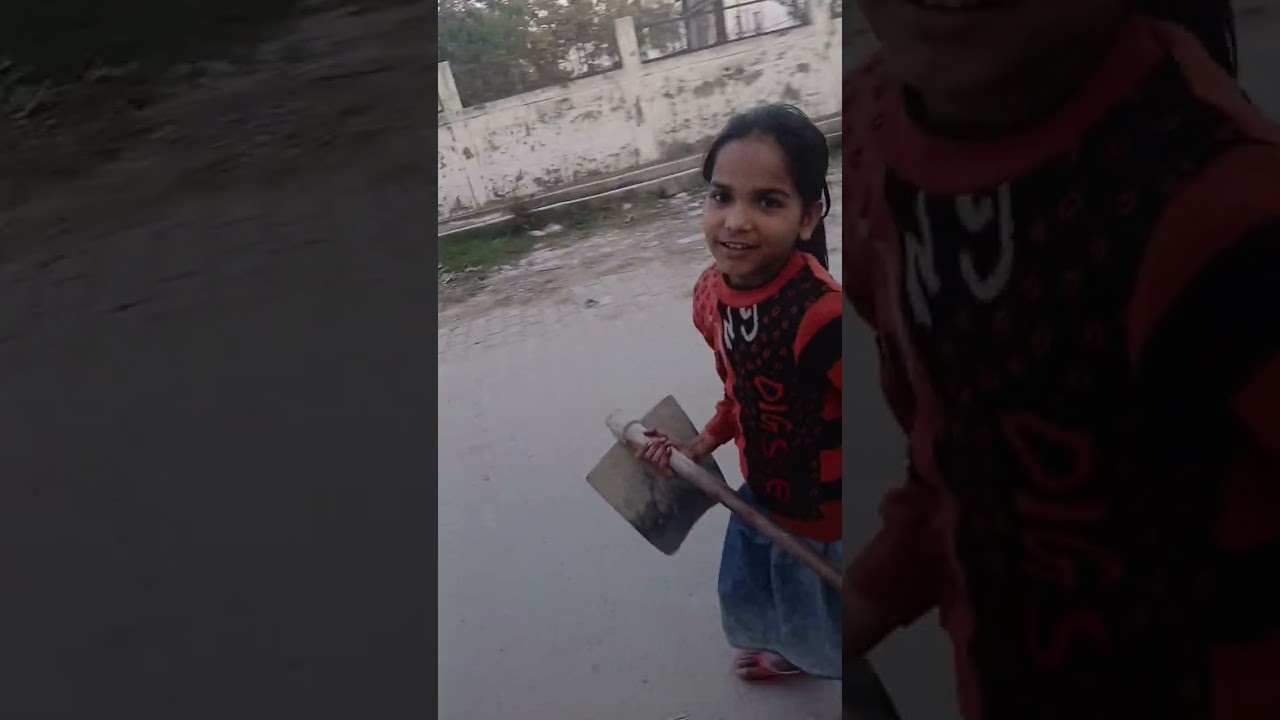 Aaj gay hum mitti Lana 😁