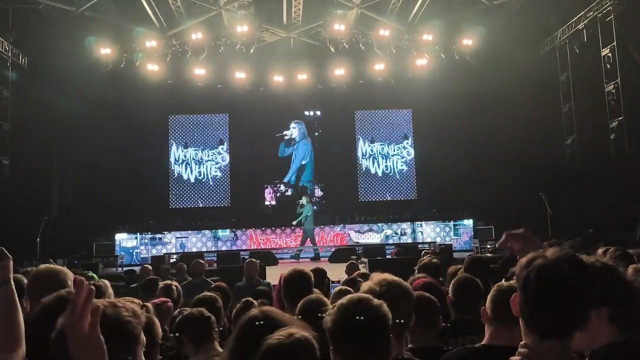 Motionless in White in Düsseldorf, Germany...Chris Speech before Necessary Evil...20.02.2026