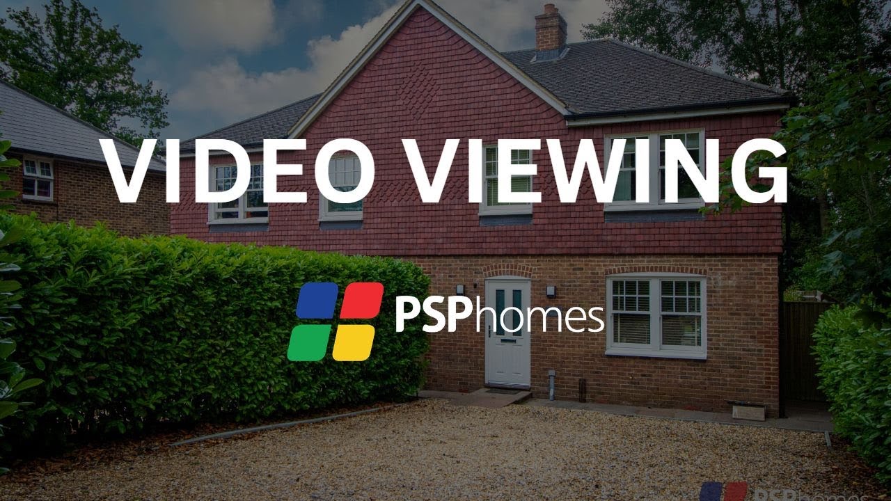 Contemporary cottage, built in 2015 in the heart of Haywards Heath.