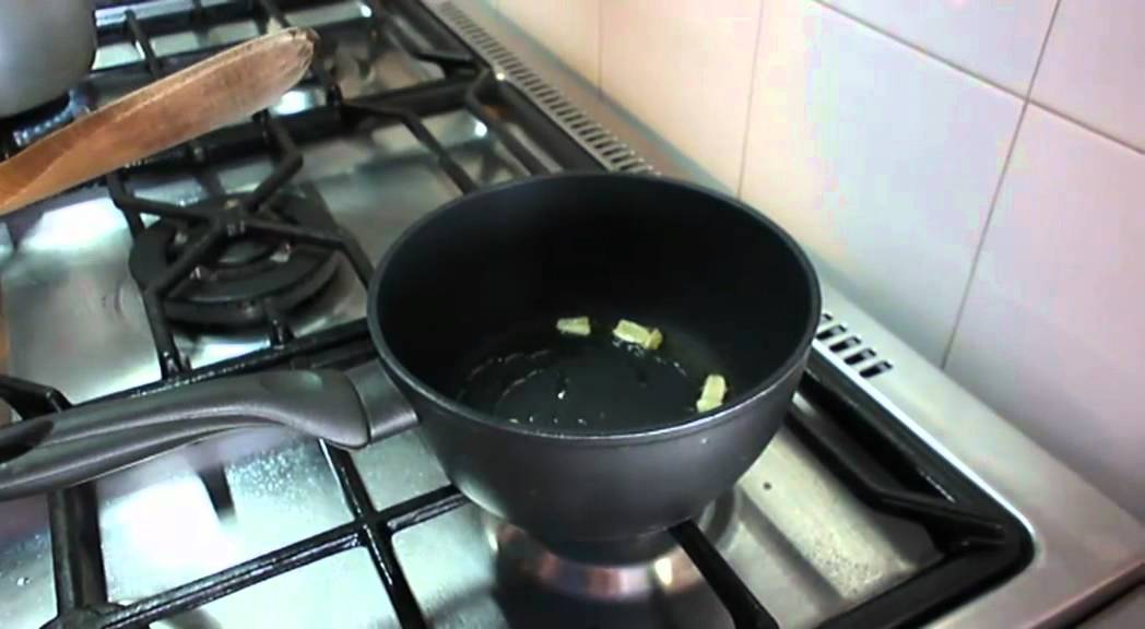 Sopa d'all i farigola