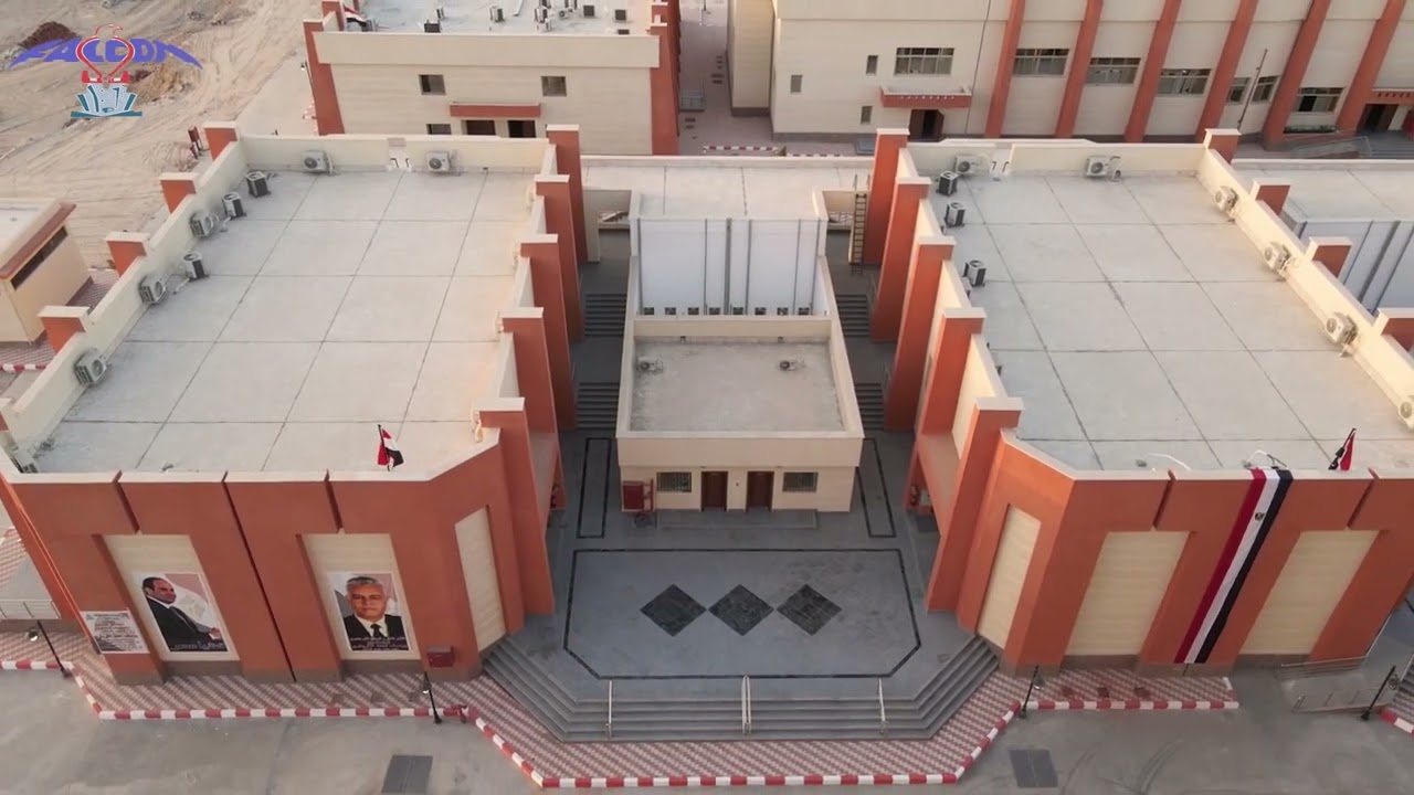 مدرجات طب بجامعة جنوب الوادى