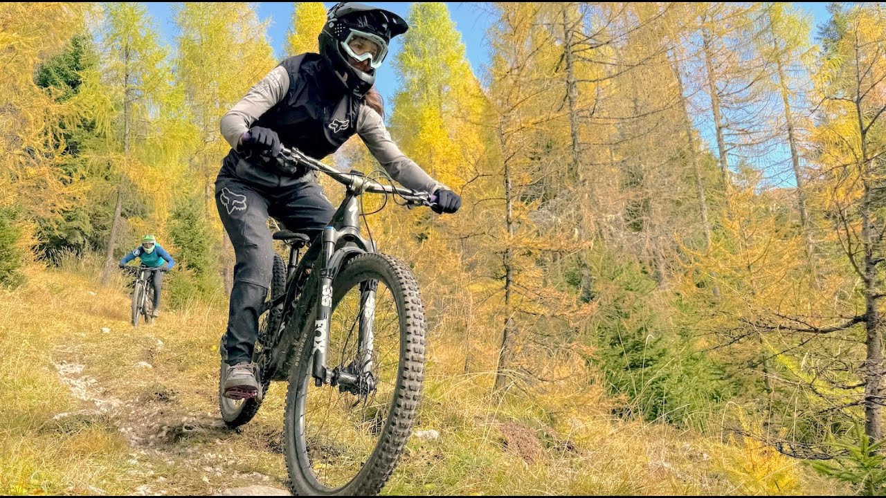 Autumn Ride - MTB and E-MTB a Forni di Sopra - Dolomiti - 4K
