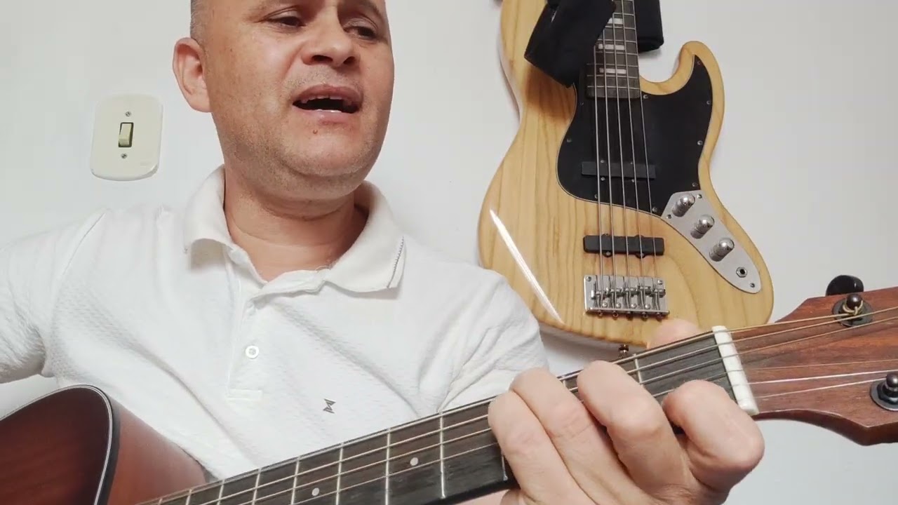 Vídeo aula no violão do louvor segundo reis do Josué Freitas. Ministro Esdras no final faço as notas