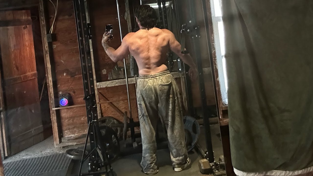 BUILDING A RILLA BACK 
