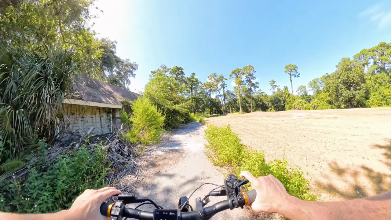 Finding abandoned golf course in Hilton Head, SC on the Kaabo Mantis King GT and Kaabo Mantis X Plus