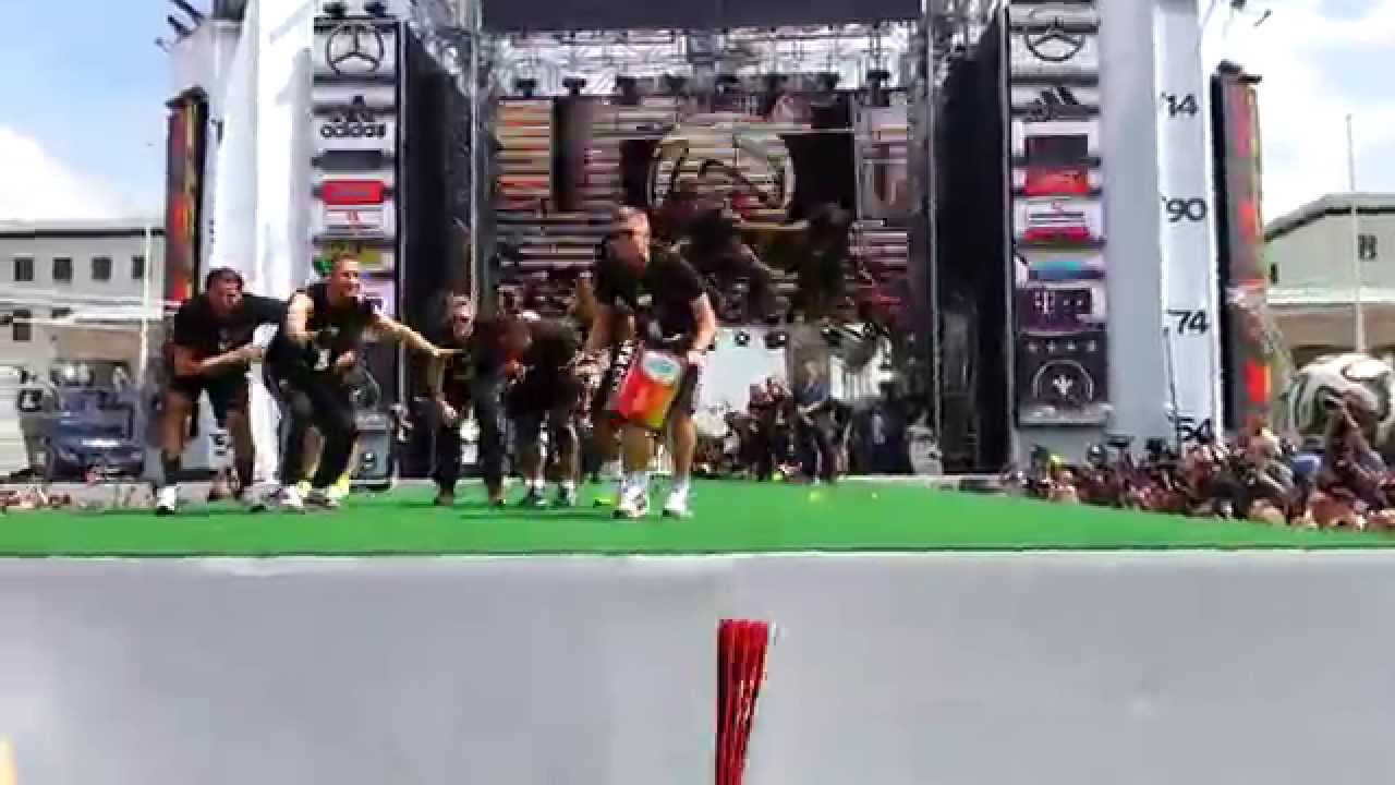 Die Nationalmannschaft - So gehen die Gauchos, die Gauchos gehen so - Gaucho-Dance