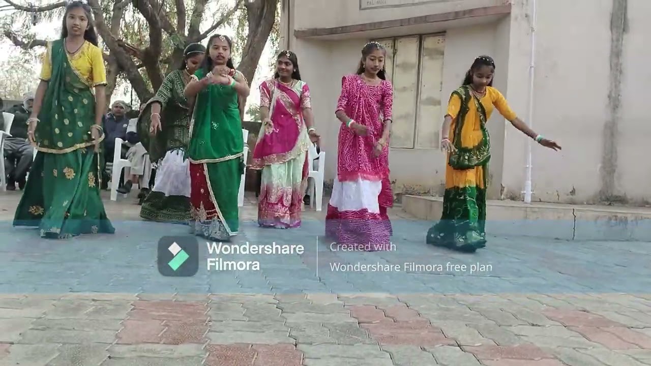 dwarika no nath song dance done by std 8 students at Naliya primary school, muli, surendranagar