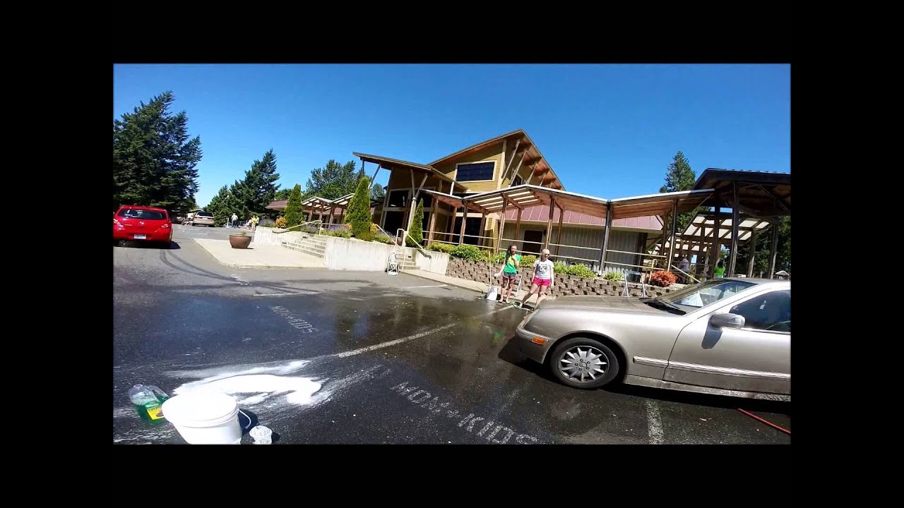 2015   Chatelaines Car Wash