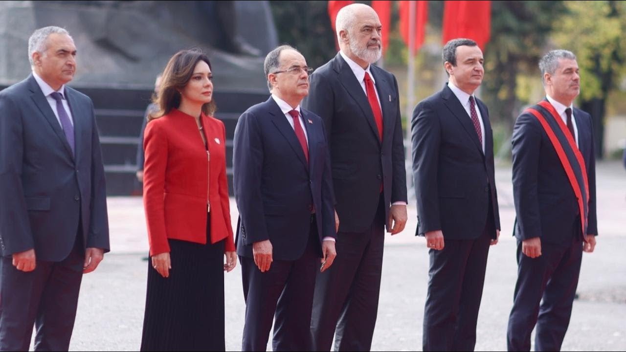 📍Vlorë - Ceremonia e ngritjes së flamurit me rastin e 112 vjetorit të Pavarësisë🇦🇱