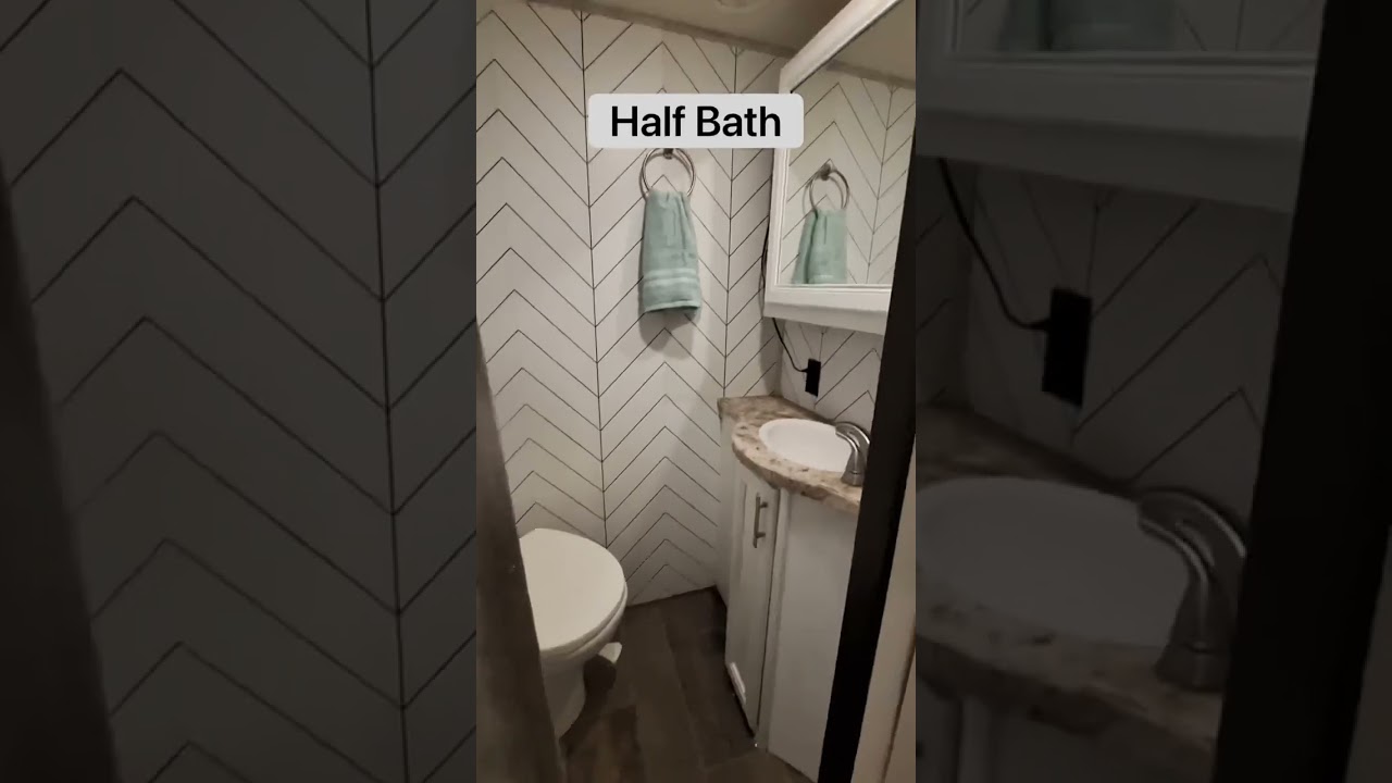 Open Range 376FBH Highland Ridge Interior Walkthrough