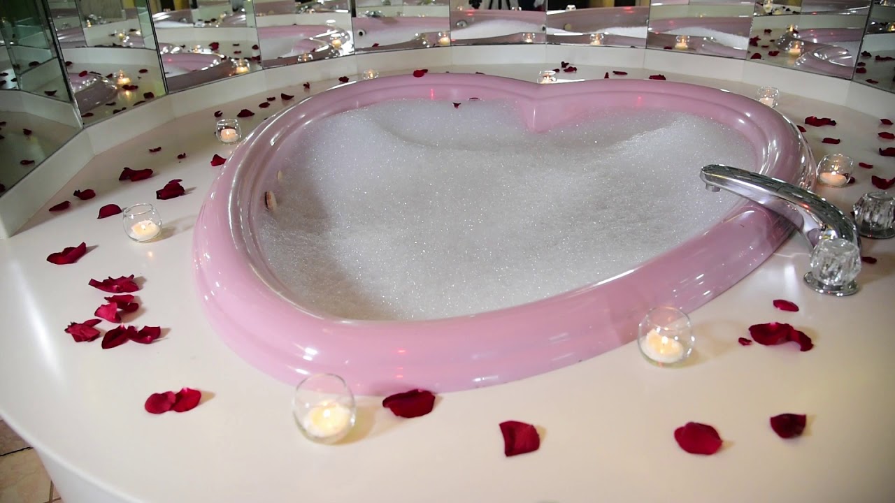 Find Love in a Lakeside Chalet at Pocono Palace Resort