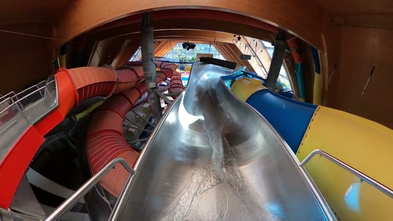 Badeparadies Schwarzwald Monster-Halfpipe Waterslide