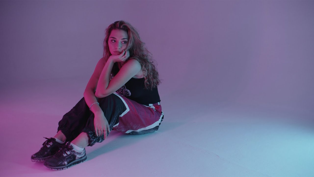 Beren Olivia - History (Official Video)