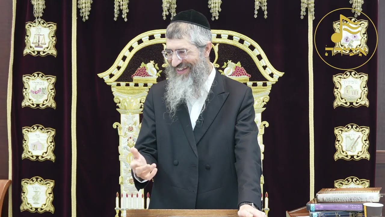 הרב יצחק יוסף (הנכד) - השיחה השבועית ויקהל-פיקודי - אין יאוש בעולם!