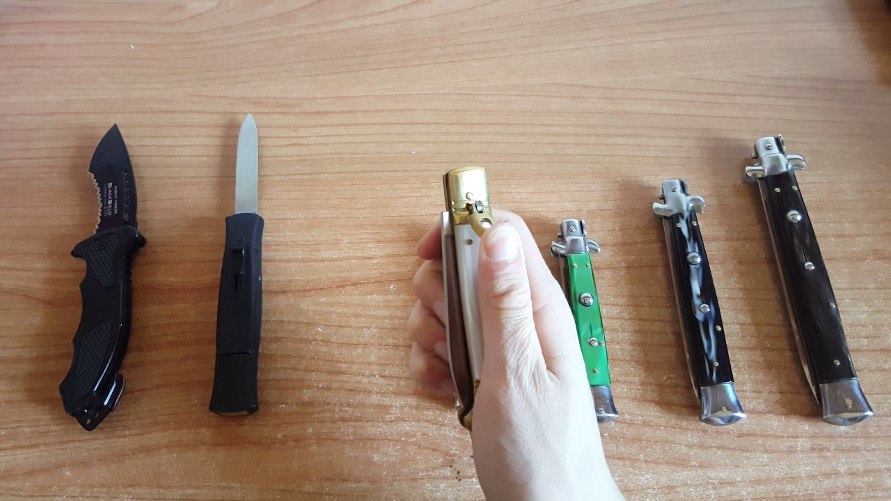 Switchblade knife collection