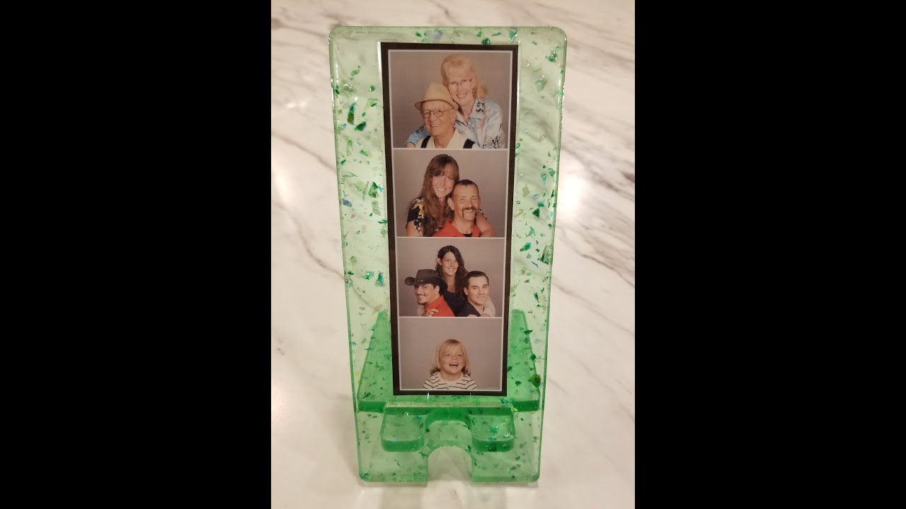 [10] Embedding A Photo In A Resin Phone Stand