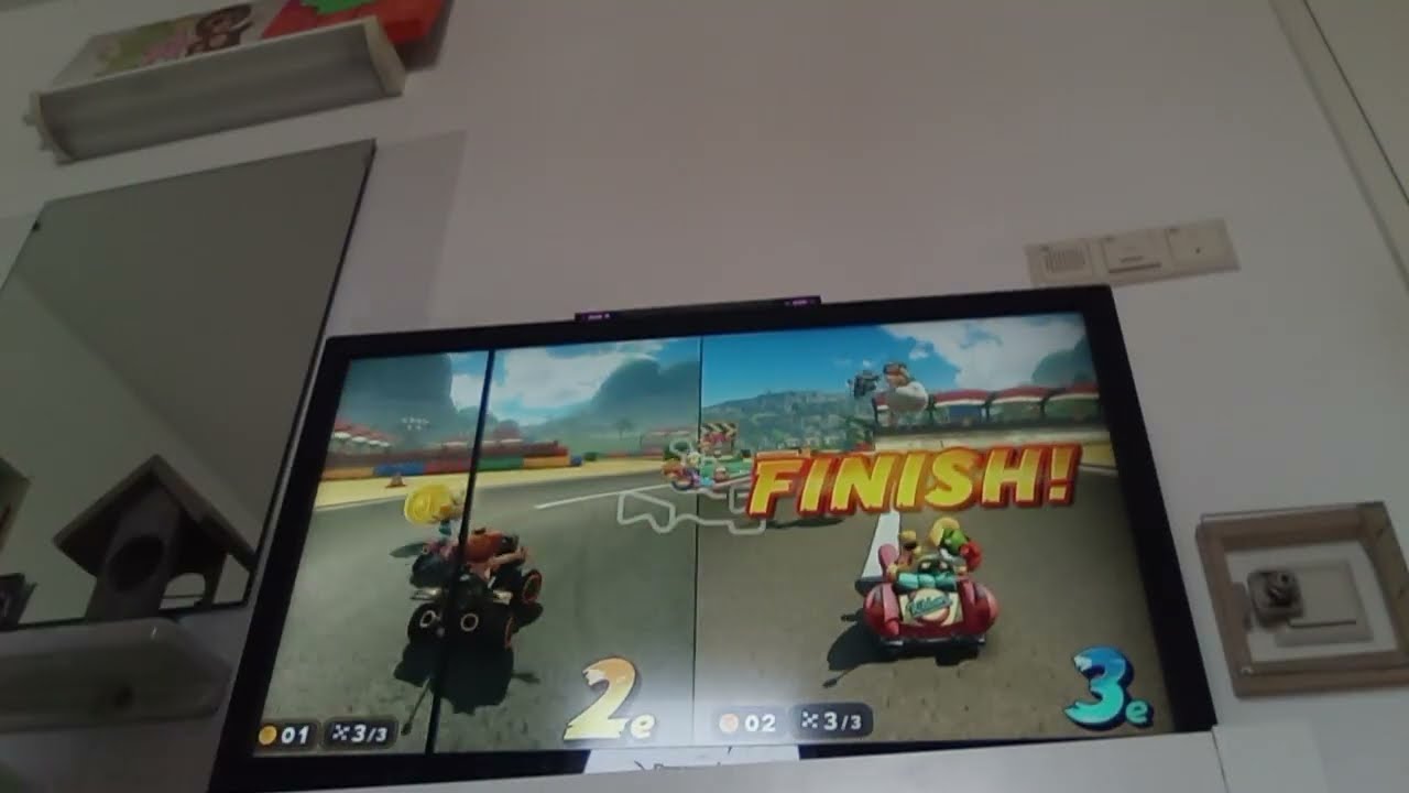 Mario Kart World: Daisy Vs Bowser Jr 