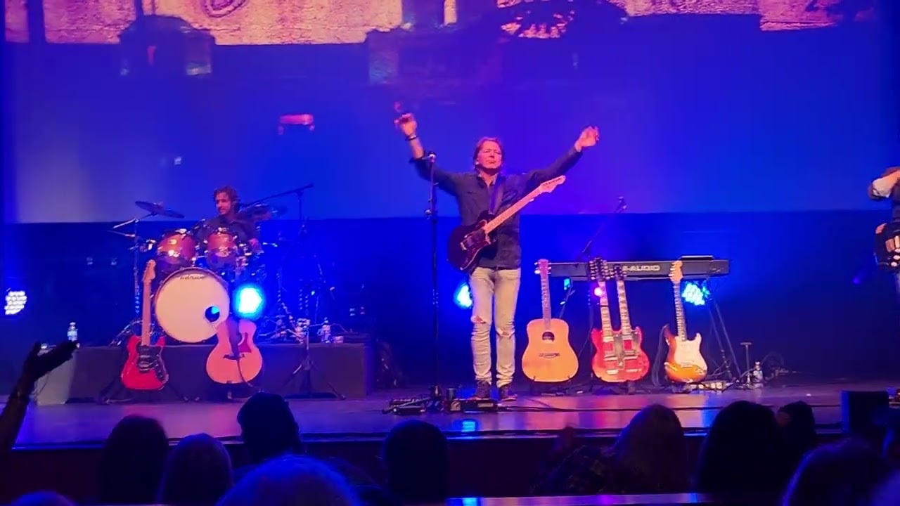  Hotel California, Eagles tribute band, heartache tonight 💔 9-7-25 Dearborn Michigan 