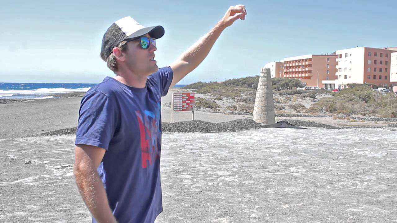 How to do a Taka? Windsurfing Wave Tips with Adam Lewis - Black Team Academy