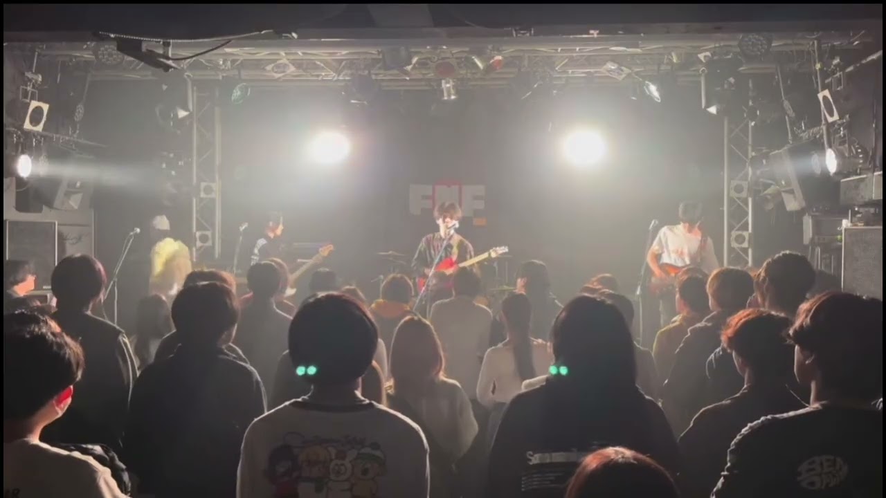 けい枠　No Buses