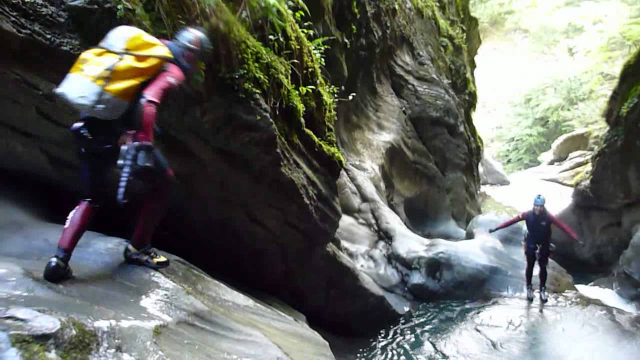 Neste de Saux (Hautes Pyrénées, 2011) [NKO Canyoning]