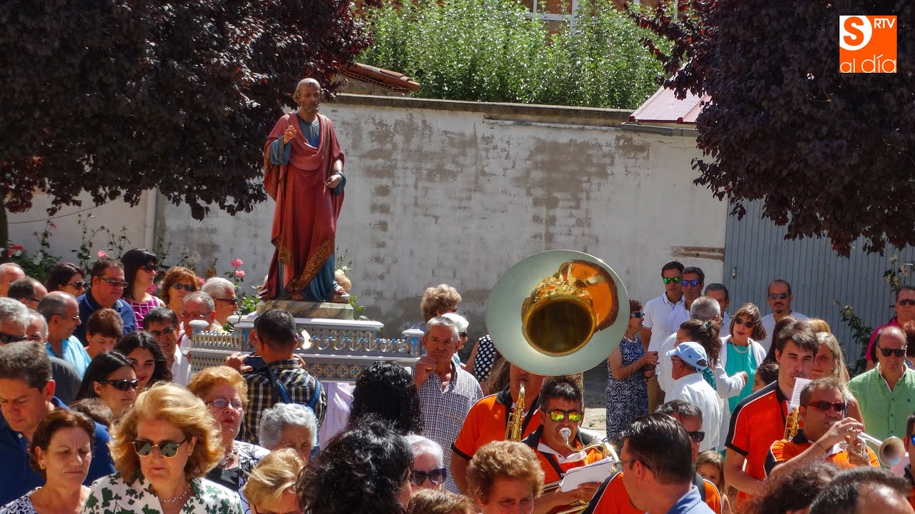 Procesión en El Pedroso de la Armuña