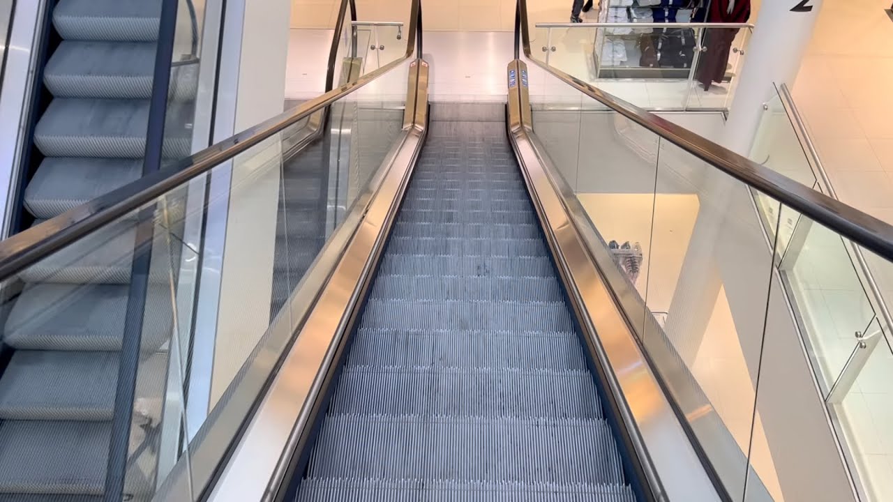 Cambridge, England. 8x KONE Escalator ride in John Lewis Department Store - City centre Grand Arcade