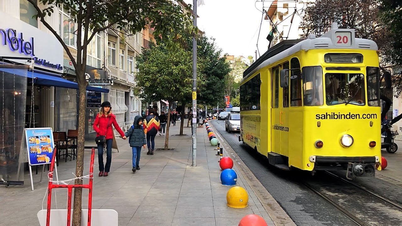 Walking in Kadıköy, İstanbul