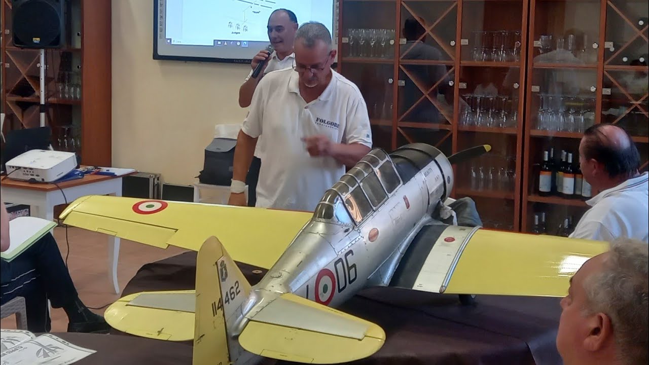 Aeromodellismo - Vado al seminario sulle gare di riproduzioni di aerei rc ridotti in scala