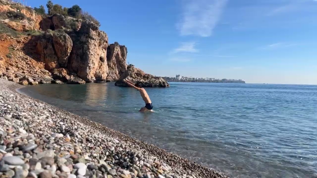 Find Tranquility and Relaxation by the Sea at Konyaaltı Beach in Antalya December 2022 #mindfulness