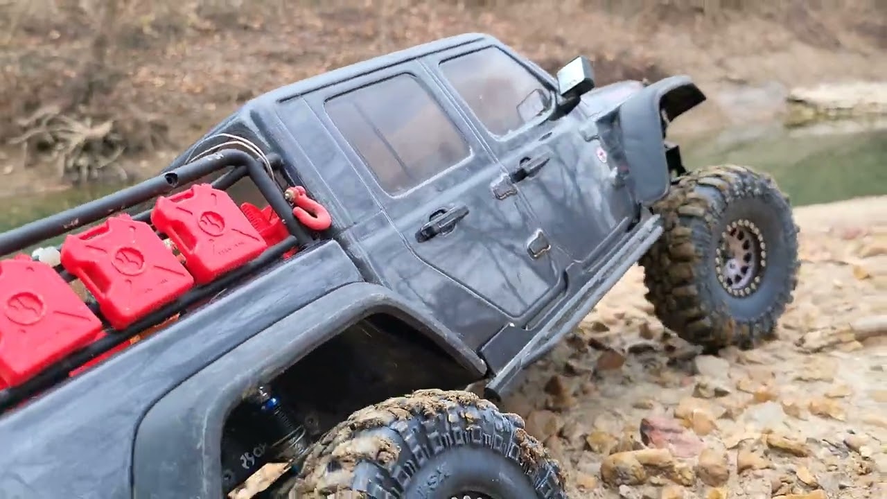 Axial SCX10.3 Gladiator testing Injora *BLUE* Inserts