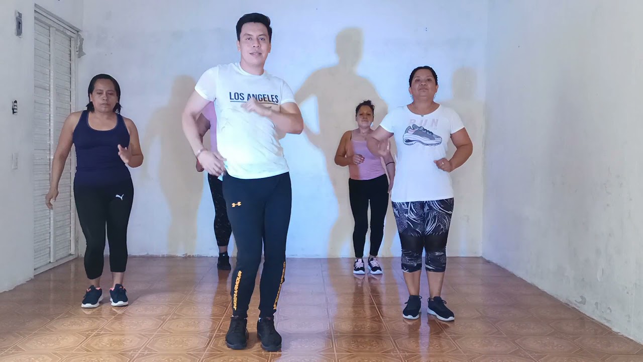 Selena - Techno Cumbia / coreografía Zumba
