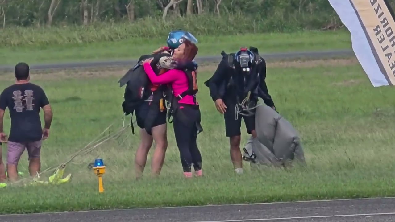 Celebrando la vida #skydiving #extreme #arecibo #parachute  #paracaidismocaribe #paracaidismo  