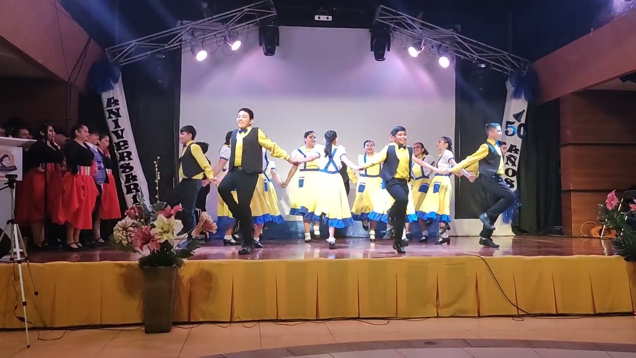 Gala 50 años aniversario Escuela Gabriela Mistral, Conjunto folclorico  Piececitos - Arica 08-05-23 
