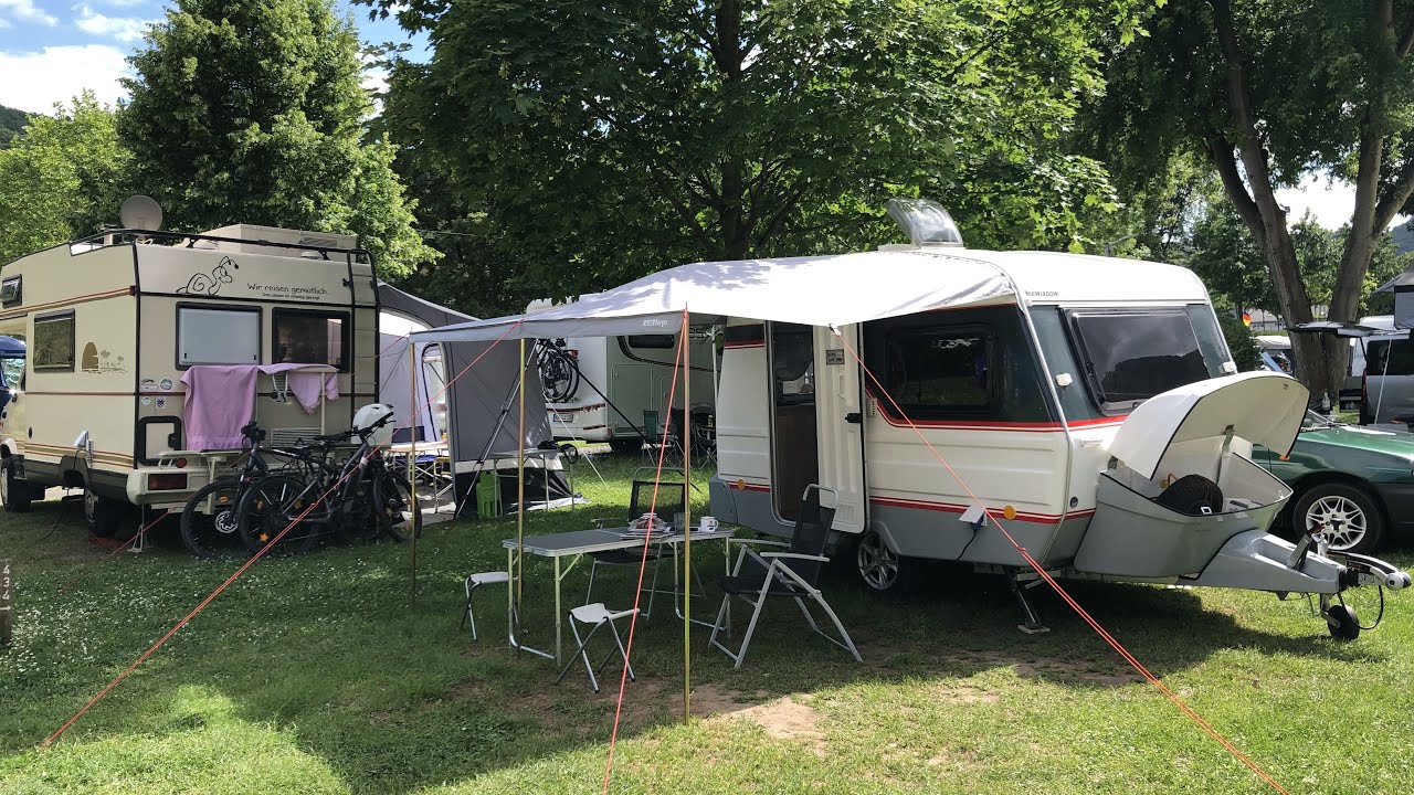 Mit dem Wohnwagen auf dem „Mosel Camping Cochem“.