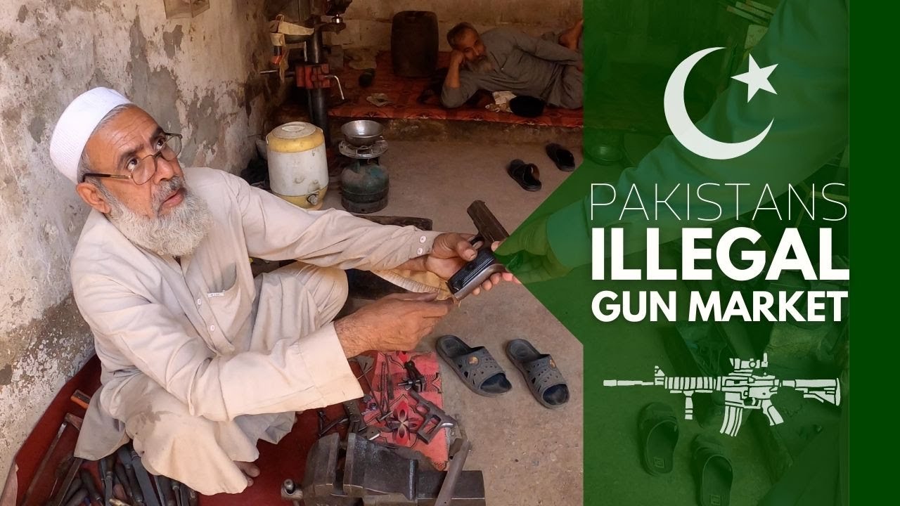 FOREIGNER IN PAKISTAN'S ILLEGAL GUN MARKET DARRA ADAM KHEL