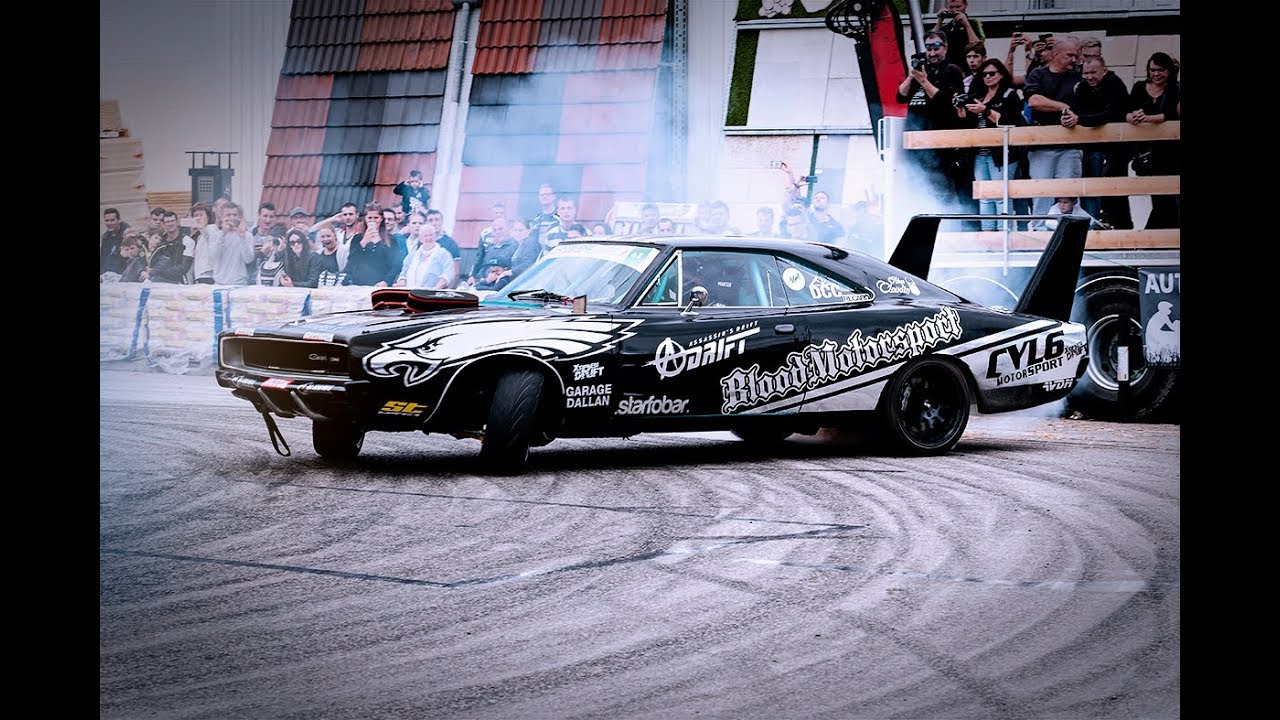 DODGE CHARGER DRIFT
