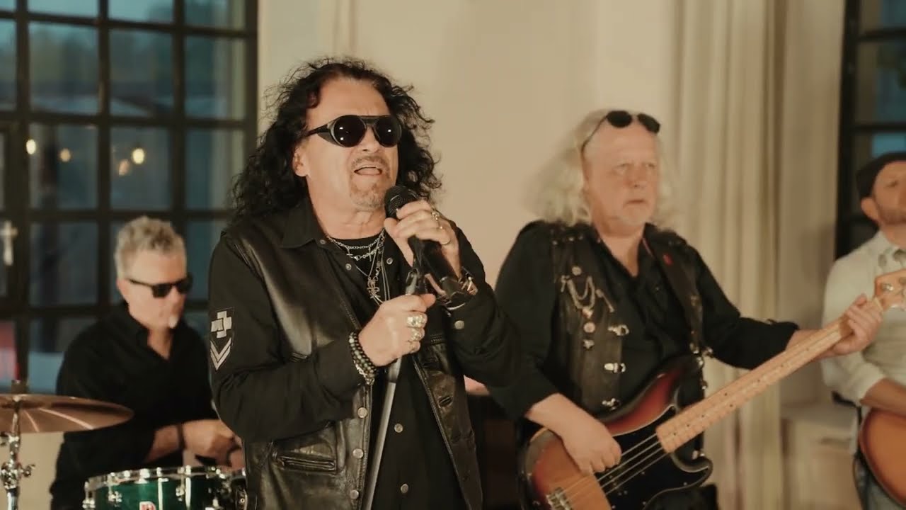 Kalapács József és az Akusztika - Nyugalomsziget (hivatalos videó / official video)
