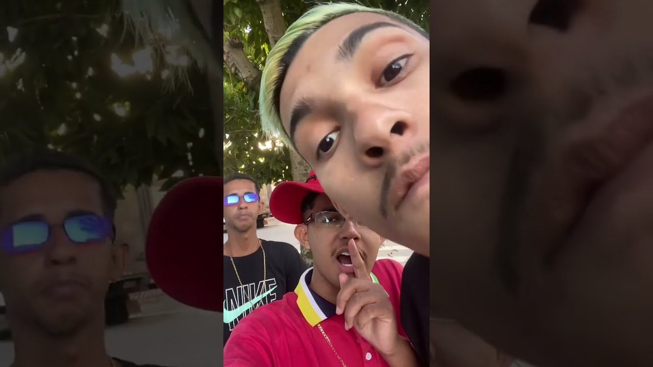 Compilado MC Bolsa Família e Vale Gas é o dançarino ￼@mcbolsafamilia