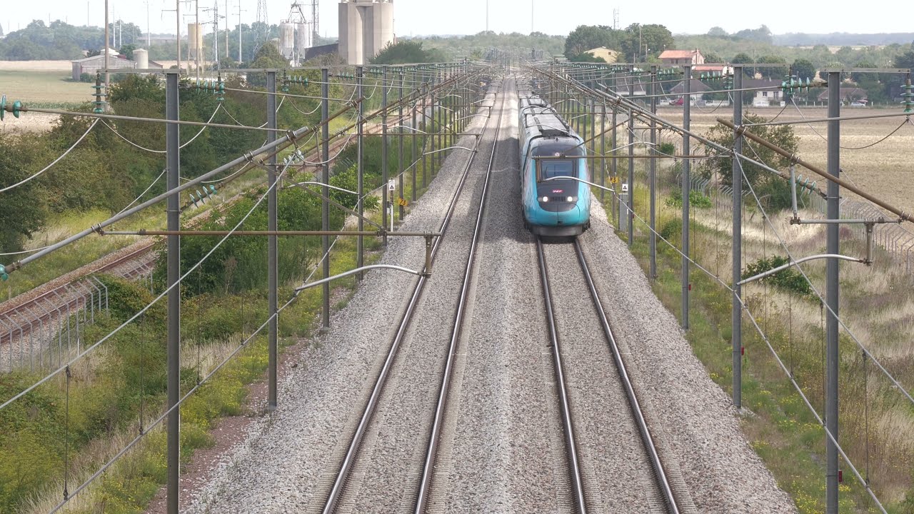 High speed train, TGV, InOui in France