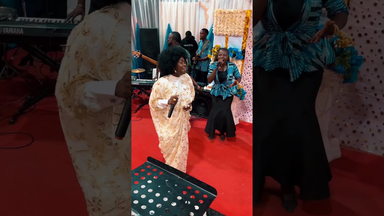 Motunrayo Amazing at Healing Wings Ministry Anniversary Abuja