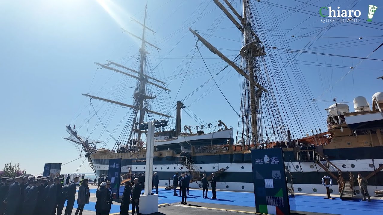 La Amerigo Vespucci a Ortona: dentro la nave più bella del mondo
