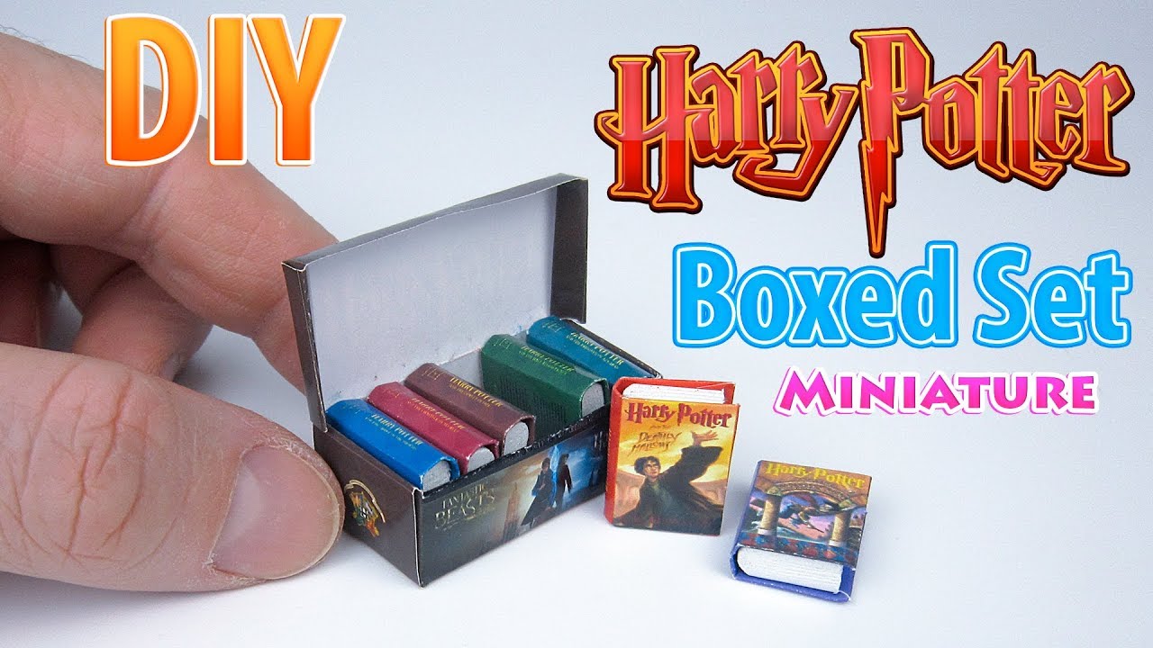DIY Realistic Miniature Books | DollHouse | No Polymer Clay!