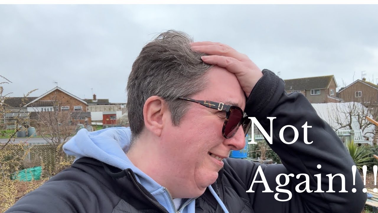 Allotment Update: Polytunnel Progress, Plot Tour & A Frustrating Raised Bed Issue!